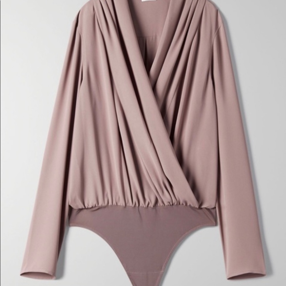 Aritzia Babaton Ambrose Bodysuit size xxs
